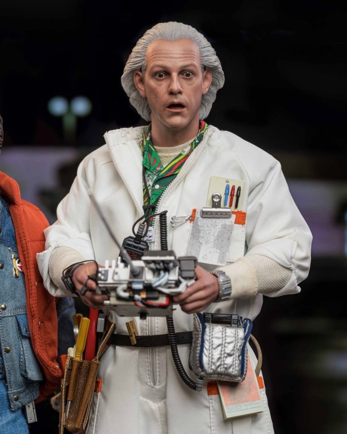 Hot toys MMS610 Back to the Future Doc Brown Collectible Figure (Deluxe ...